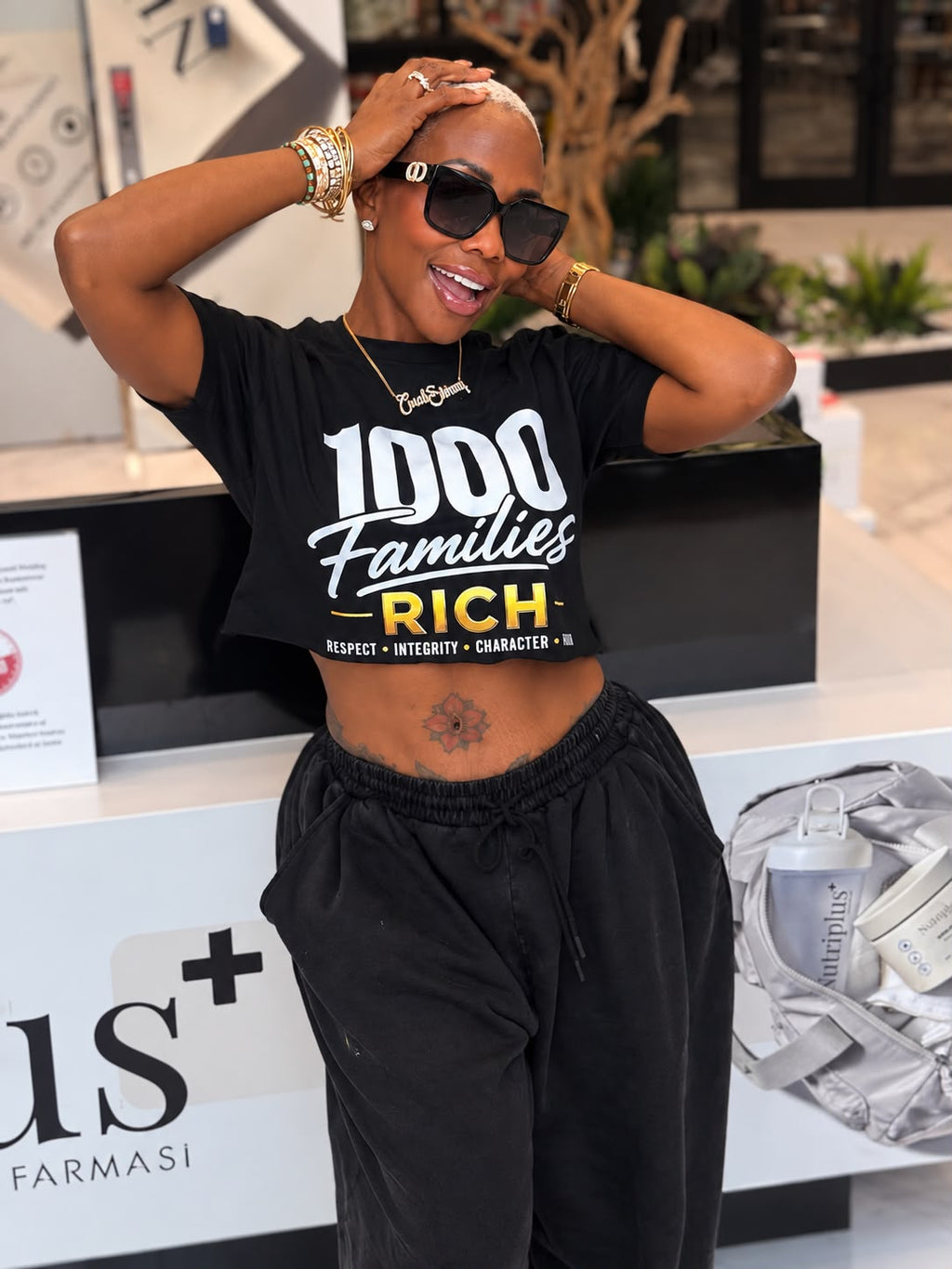 1000 Families Rich T-Shirt